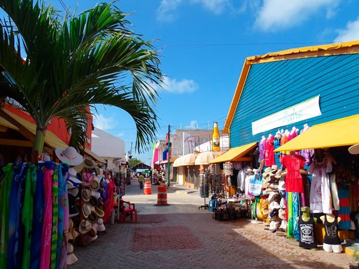 Discover Isla Mujeres on a Catamaran Tour from Costa Mujeres